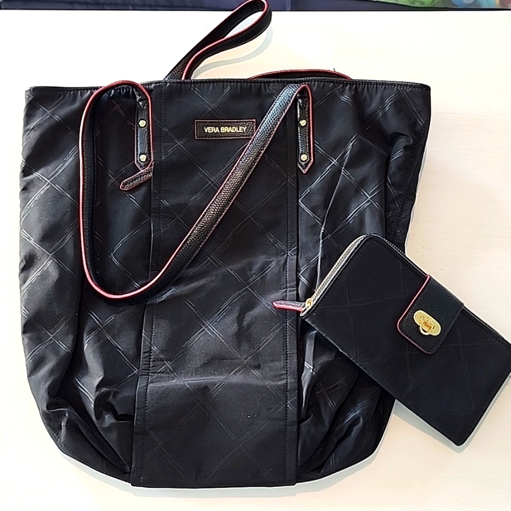 Vera Bradley tote with matching wallet